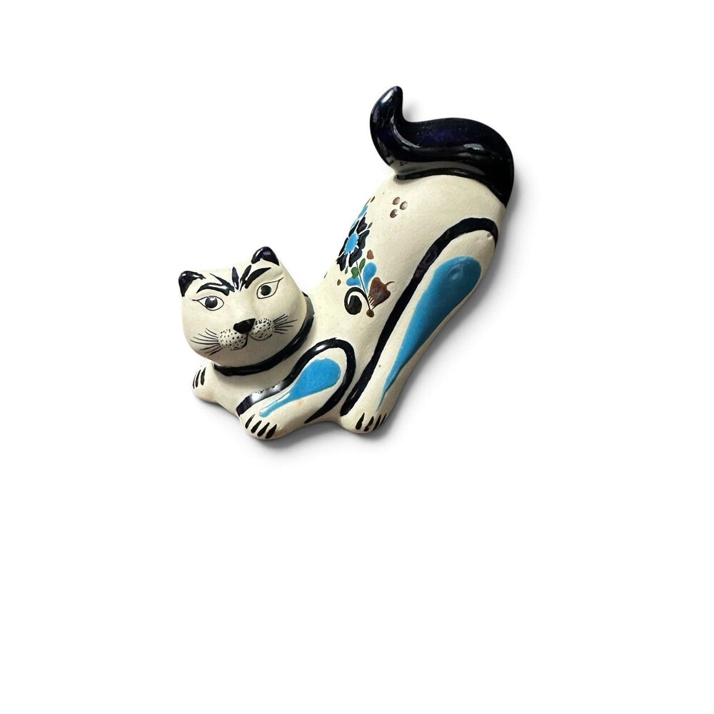 Beautiful Hand Painted Tonala Cat Mexican Clay Pottery Signed
